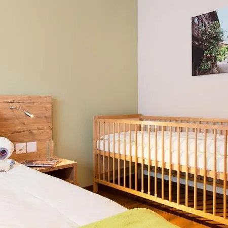 Sleeps 4 Wifi T425784